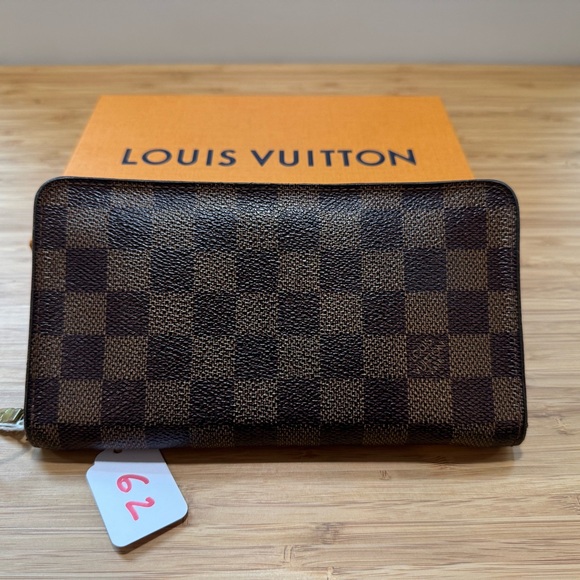 Louis Vuitton Damier Ebene Zip Wallet - Picture 12 of 14